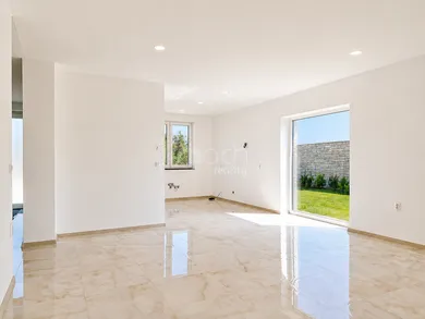 Na predaj dom, 114 m², Čakajovce