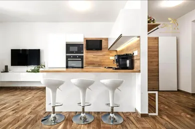 Byty na prenájom 2-izbový, Senec · €650