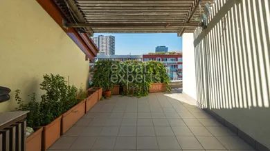 Na predaj 5-izbový byt, 155 m², Bratislava-Petržalka, Lužná