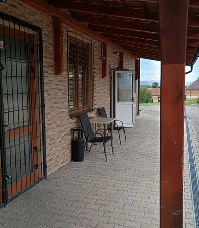 Na predaj objekt, 239 m², Hrašné