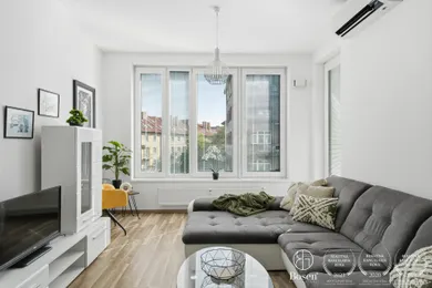 Na predaj 2-izbový byt, 55 m², Bratislava-Staré Mesto, Šancová