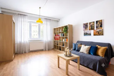 Квартири на продаж, 3-кімнатні, Bratislava-Nové Mesto · €275 000