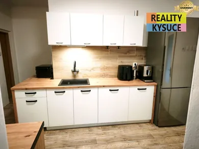 Na predaj 4-izbový dom, 98 m², Turzovka