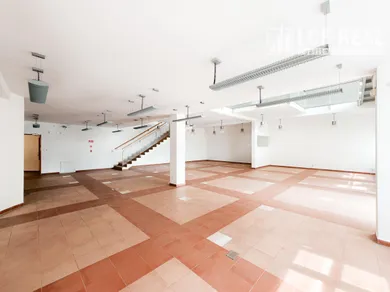 Na prenájom objekt, 315 m², Košice-Juh