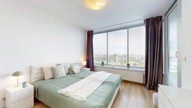 Na predaj 2-izbový byt, 57 m², Bratislava-Nové Mesto, Bajkalská 9