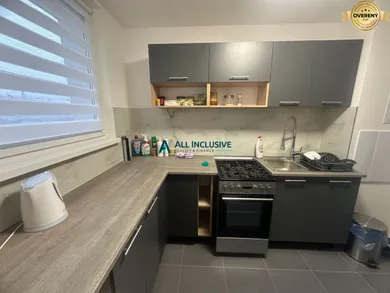 Na predaj 3-izbový byt, 66 m², Šamorín, Hlavná