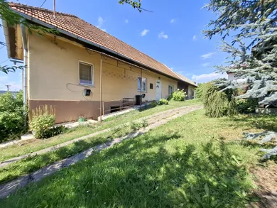 Na predaj 2-izbový dom, 74 m², Odorín