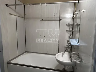 Mieszkania na sprzedaż, 2-pokojowe, Svit · €134 990