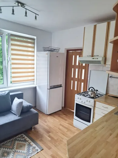 Mieszkania na wynajem, 1-pokojowe, Žilina · €550