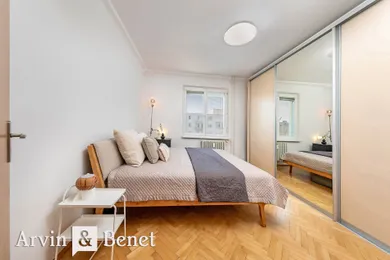 Na predaj 2-izbový byt, 57 m², Bratislava-Ružinov, Solivarská