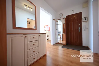 Na predaj 3-izbový byt, 66 m², Trnava, Čajkovského