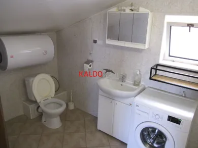 Na prenájom komerčné, 125 m², Báhoň