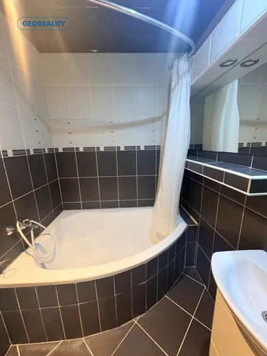 Na predaj 3-izbový byt, 67 m², Levice