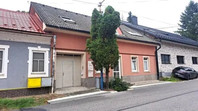 Na predaj 8-izbový dom, 1 m², Nová Baňa