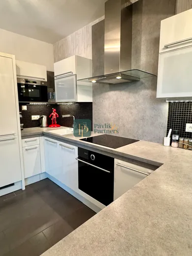 Na predaj 2-izbový dom, 90 m², Nitra, Komenského