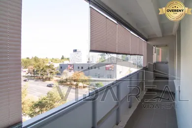 Na predaj 3-izbový byt, 65 m², Bratislava-Dúbravka, Lipského