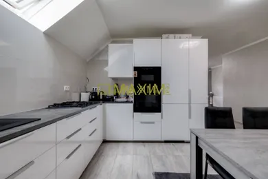 Na predaj 7-izbový dom, 133 m², Marianka, Karpatská