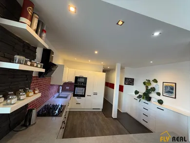 Na prenájom 3-izbový byt, 100 m², Senec, Krátka
