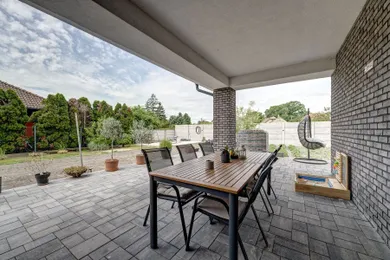 Na predaj 4-izbový dom, 184 m², Holice