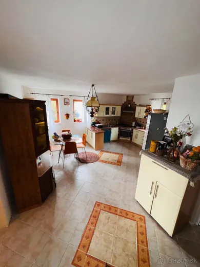 Na predaj 7-izbový dom, 272 m², Vranov nad Topľou, Dubník