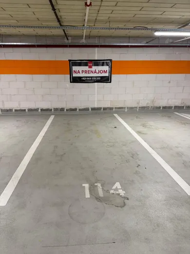 Na prenájom objekt, 14 m², Bratislava-Staré Mesto, Pribinova