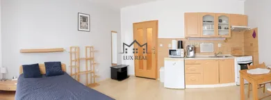 Eladó lakások, 1-szobás, Bratislava-Petržalka · €190 000