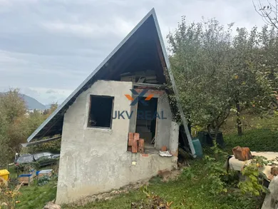 Na predaj pozemok, 364 m², Považská Bystrica