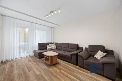 Na predaj 4-izbový byt, 73 m², Bratislava-Ružinov, Borodáčova