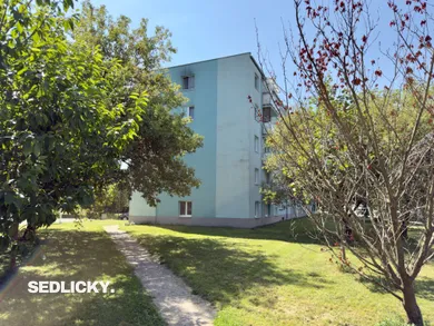 Byty na predaj 3-izbový, Prievidza · €100 000
