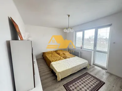 Na predaj 5-izbový dom, 472 m², Bešeňov