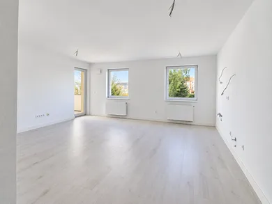 Eladó lakások, 3-szobás, Dunajská Streda · €191 000