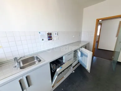 Na prenájom komerčné, 30 m², Bratislava-Nové Mesto, Vajnorská