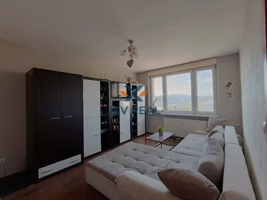 Mieszkania na wynajem, 3-pokojowe, Košice-Dargovských hrdinov · €920