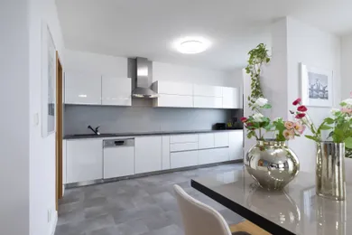 Na predaj 4-izbový byt, Bratislava-Ružinov, Plynárenská