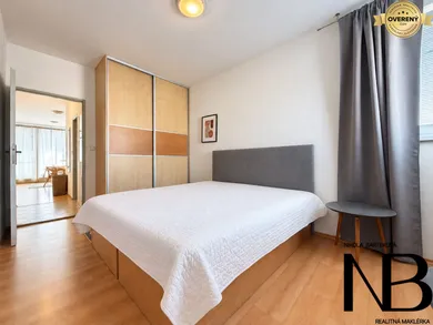 Na prenájom 2-izbový byt, 47 m², Trenčín, Vlárska
