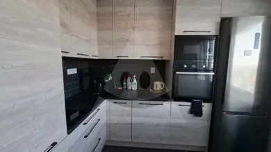 Mieszkania na wynajem, 1-pokojowe, Komárno · €400