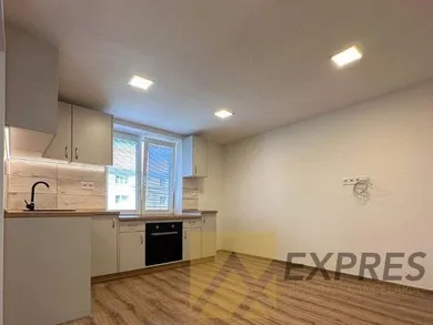 Na predaj 1-izbový byt, 29 m², Handlová, 29. augusta