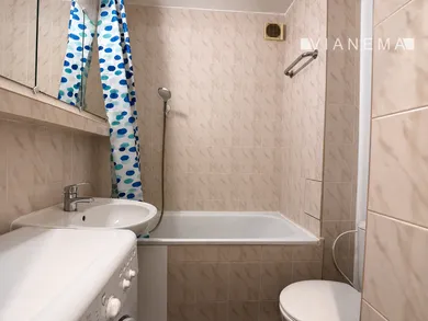 Na predaj 1-izbový byt, 36 m², Bratislava-Ružinov, Trenčianska