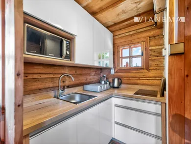 Na predaj 4-izbový rekreačný dom, 83 m², Makov
