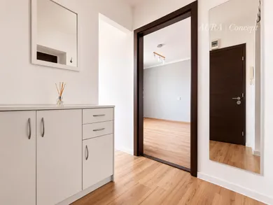 Na predaj 1-izbový byt, 32 m², Dubnica nad Váhom, Bratislavská