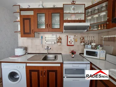 Na predaj 4-izbový byt, 78 m², Senica, L. Novomeského