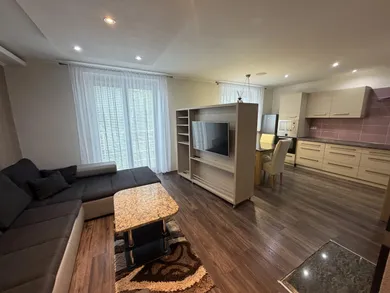 Na prenájom 2-izbový byt, 59 m², Sučany