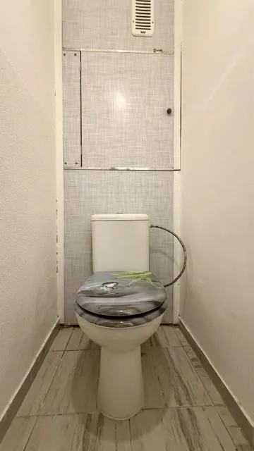 Na predaj 2-izbový byt, 45 m², Bratislava-Dúbravka, Hanulova