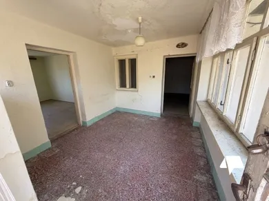Na predaj dom, 549 m², Obyce