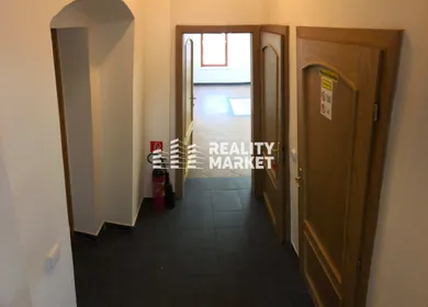 Na prenájom komerčné, 55 m², Banská Bystrica, Dolná 47