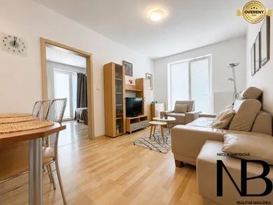 Na predaj 2-izbový byt, 45 m², Trenčín, Olbrachtova