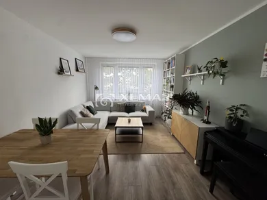 Na predaj 3-izbový byt, 82 m², Banská Bystrica, Kalinčiakova