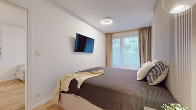 Na prenájom 2-izbový byt, 61 m², Bratislava-Ružinov, Jarabinková