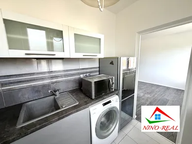 Na predaj 3-izbový byt, 47 m², Bratislava-Dúbravka, Bullova