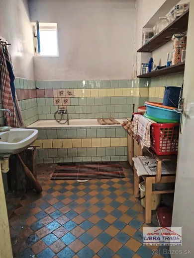 Na predaj dom, 90 m², Tvrdošovce